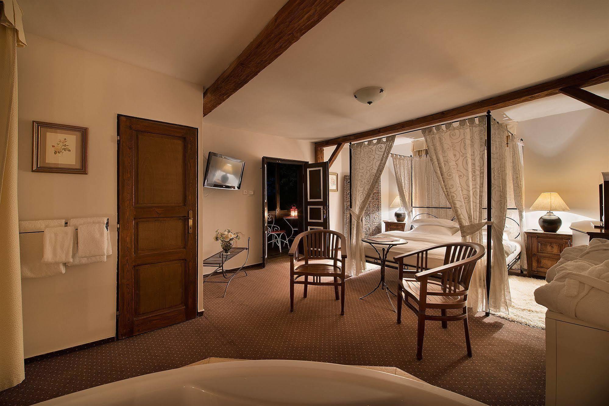 Chateau Loucen Garden Retreat Zewnętrze zdjęcie